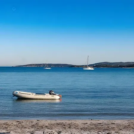 Felicita Piscina Villa